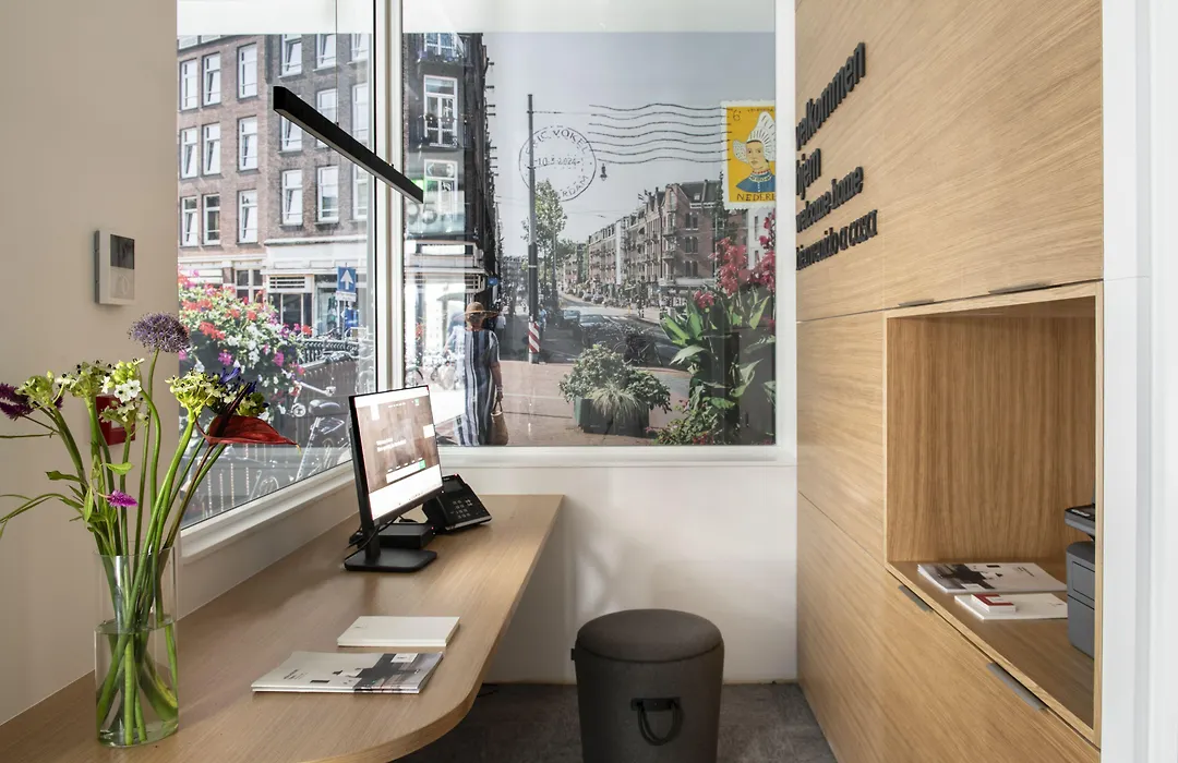 Eric Voekel Boutique Apartments - Riverfront Suites-1